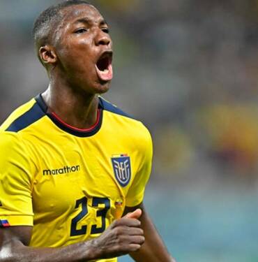 Chelsea'den rekor bedelle transfer! Moises Caicedo'yu renklerine bağladı 3 Chelsea'den-rekor-bedelle-transfer!-Moises-Caicedo'yu-renklerine-bağladı