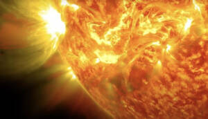 Güneş'te-meydana-gelen-iki-güçlü-patlama,-jeomanyetik-fırtınaya-yol-açtı