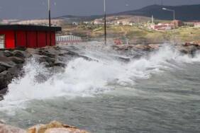 Fırtına bekleniyor! Meteoroloji'den Marmara Bölgesi için uyarı geldi 8 İstanbullular-dikkat!-Valilikten-kuvvetli-fırtına-uyarısı