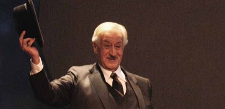 Türk sinemasının usta sesi: Toron Karacaoğlu 1 Toron Karacaoğlu