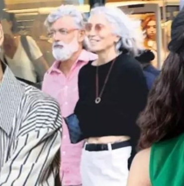 Serenay Sarıkaya'nın annesi Cansu Tosun'un babasıyla görüntülenmişti! Serpil Tosun sessizliğini bozdu 4 2. Sayfa'da konuşulan iddia Serenay Sarıkaya'nın annesi ve Cansu Tosun'un evli babası 'yasak aşk' mı yaşıyor