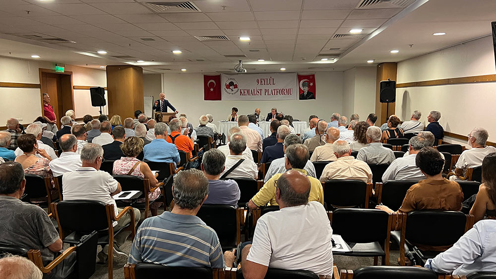 9 Eylül Kemalist Platformu yola çıktı: Atatürk Cumhuriyeti’ni geri getireceğiz!