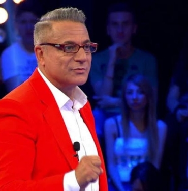 Mehmet Ali Erbil'in genç aşkı yayına bağlandı! Bomba evlilik sözleşmesi sorusu 5 Adsız tasarım 7