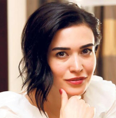 Gönül Dağı'nın Zahide'si Ecem Özkaya yeni aşka yelken açtı 5 Ecem-ozkaya-kimdir (1)