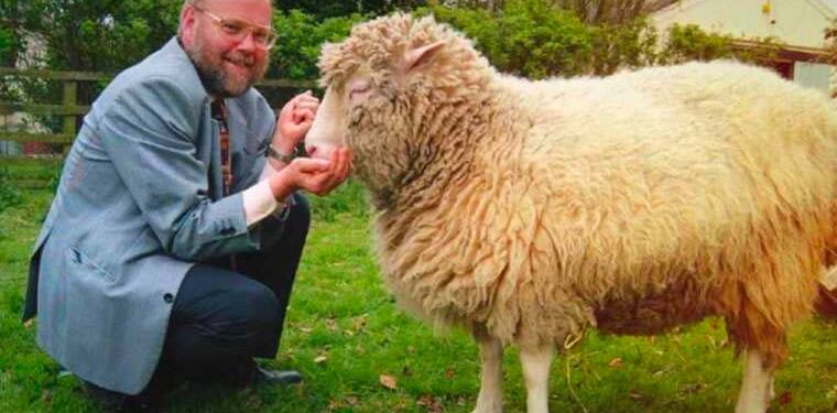 Koyun Dolly’i klonlayan bilim insanı Ian Wilmut 79 yaşında hayatını kaybetti