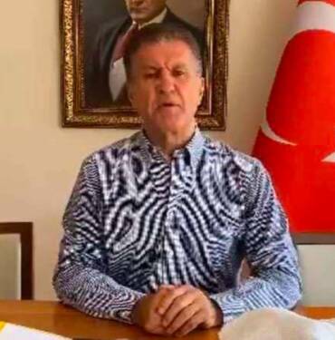 Mustafa Sarıgül'ün gömleği sosyal medyada gündem oldu: 3 boyutlu mu? 3 Mustafa-Sarıgül'ün-gömleği-sosyal-medyada-gündem-oldu--3-boyutlu-mu-