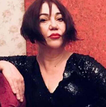 Nazan-Öncel'in-kafasına-saksı-düştü!-O-adımı-atmasaydım-belki-de...