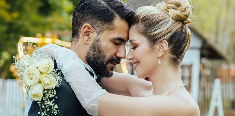 Ömer dizisinin Haluk’u Rüzgar Aksoy ile Yasemin Sancaklı dünyaevine girdi: “Rüya gibi geldi geçti… çok güzeldi”