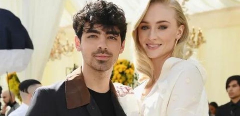 Ünlü çift Sophie Turner ve Joe Jonas boşanıyor! Evraklar imzalandı