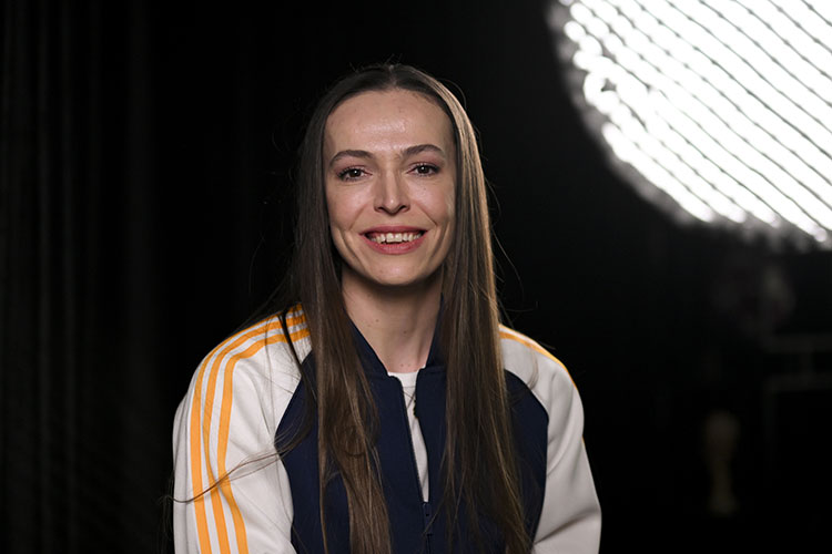 Eda Erdem Dündar hayallerini Cumhuriyet sayesinde gerçekleştirdiğine inanıyor