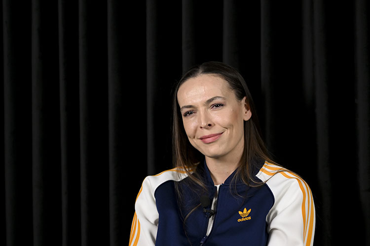 Eda Erdem Dündar hayallerini Cumhuriyet sayesinde gerçekleştirdiğine inanıyor