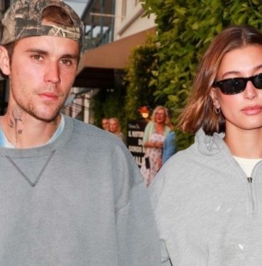 Hailey Bieber'dan hamilelik iddialarına yanıt 4 Adsız tasarım (4)