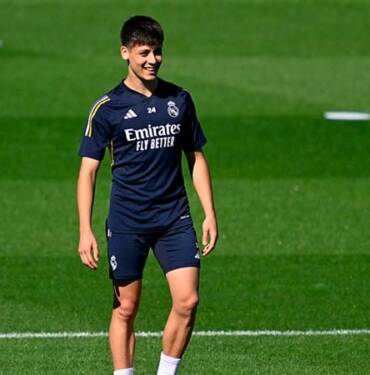 Arda-Güler,-'Golden-Boy'-için-son-25-aday-arasında!