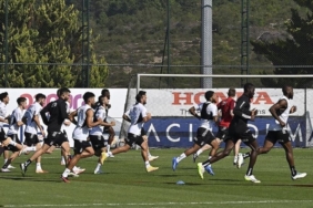 Beşiktaş, Galatasaray derbisine 'sıkıntılı' çıkacak