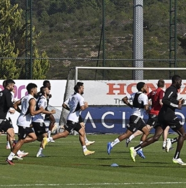 Beşiktaş, Galatasaray derbisine 'sıkıntılı' çıkacak
