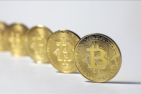 Bitcoin'in fiyatı yeniden 30 bin doları test etti