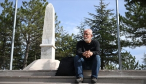 Çanakkale'de şehit düştüğü sanılan dedesinin mezarını 111 yıl sonra Edirne'de buldu