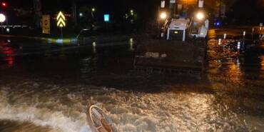 Fatsa'da-şiddetli-sağanak--Çok-sayıda-ev-ve-iş-yerini-su-bastı