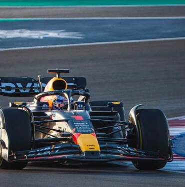 Formula 1'de tarihi gece... Max Verstappen, üst üste 3. kez Formula 1 dünya şampiyonu oldu 3 Max-Verstappen,-üst-üste-3.-kez-Formula-1-dünya-şampiyonu-oldu