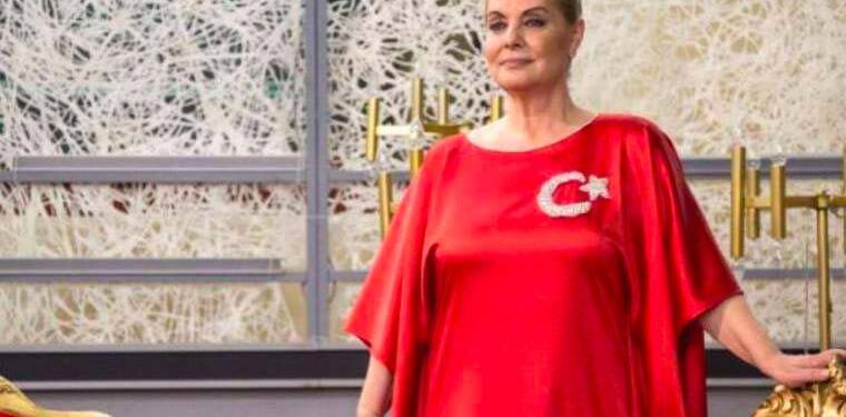 Şarkıcı Müşerref Akay yıllar sonra itiraf etti: “İlk kocama ben şiddet uyguladım ve boşadım”