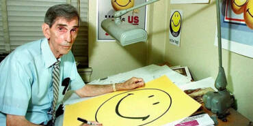 Sosyal-etkileşimleri-kolaylaştıran-ve-öz-imgeyi-iyileştiren-mucizevi-ilaç--İçten-bir-gülümseme