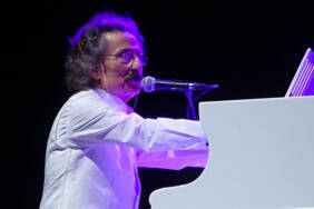 Timur-Selçuk,-'Babamın-Şarkıları'-gösterisiyle-6-ve-9-Kasım'da-AKM'de-yad-edilecek