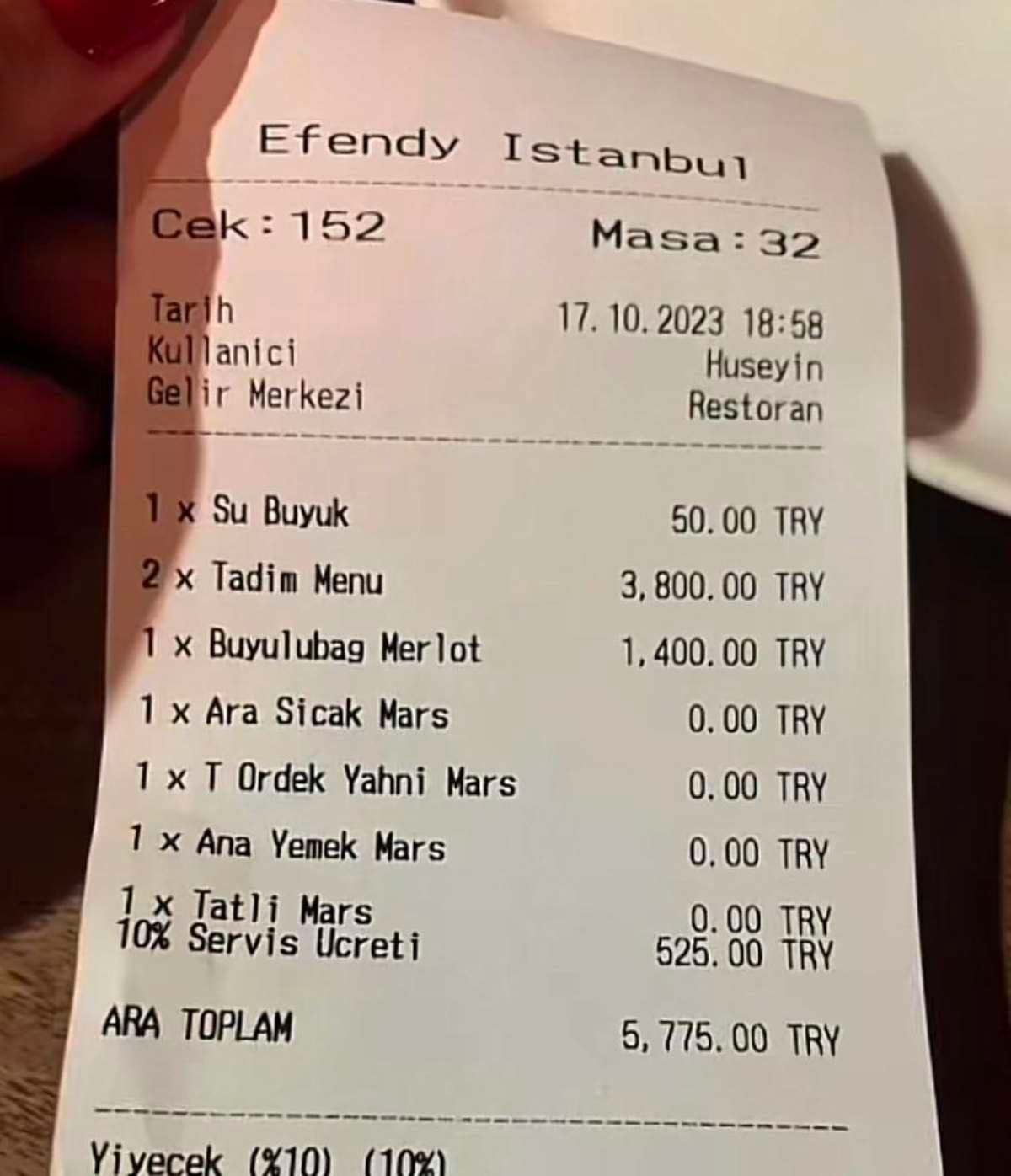 Ünlü Şef Somer Sivrioğlu'nun restoranına ait adisyon sosyal medyada gündem oldu