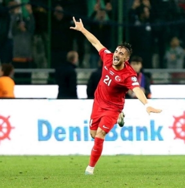 Yunus Akgün'ün Letonya'ya attığı gol, haftanın en iyisine aday