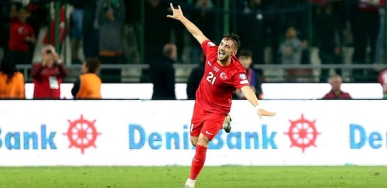 Yunus Akgün'ün Letonya'ya attığı gol, haftanın en iyisine aday 6 Yunus Akgün'ün Letonya'ya attığı gol, haftanın en iyisine aday