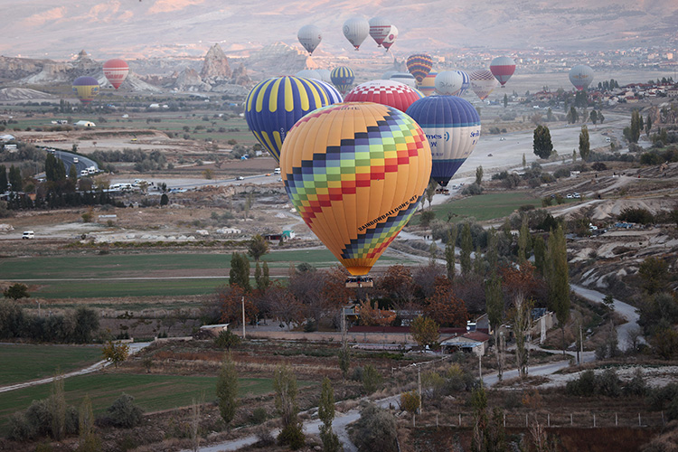 Kapadokya'yı 10 ayda 550 binden fazla turist gökyüzünden izledi