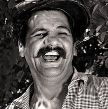600 filmle izleyicinin gönlüne taht kuran usta oyuncu Erol Taş 5 600-filmle-izleyicinin-gönlüne-taht-kurdu--Erol-Taş
