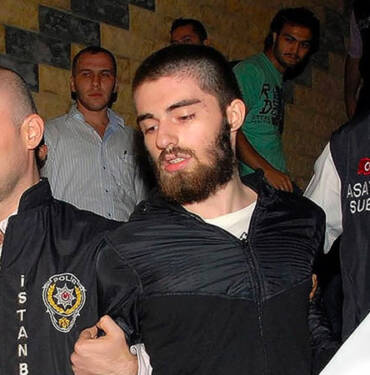 Baba-Garipoğlu-oğlu-Cem-Garipoğlu'nun-mezarının-açılmasını-talep-etti