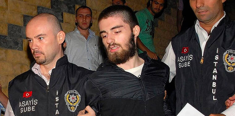 Baba Garipoğlu’ndan şaşırtan istek: Cem Garipoğlu’nun mezarının açılmasını talep etti