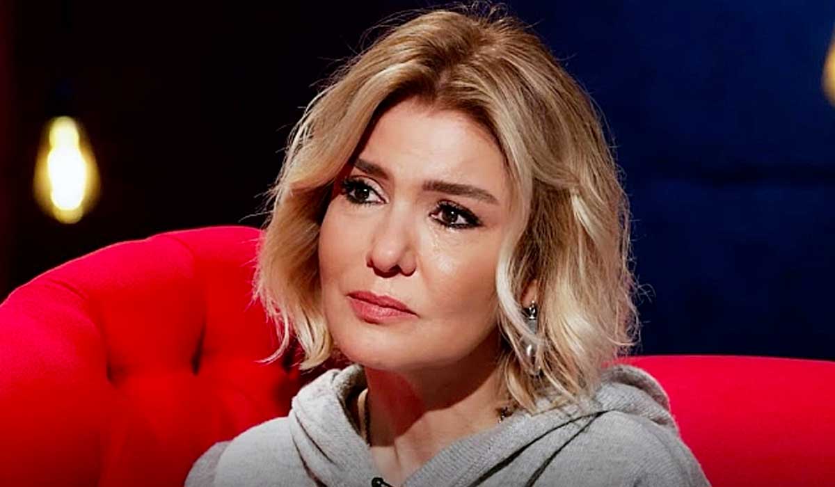 Gülben-Ergen'den-'Sen-ne-iş-yapıyorsun-'-diyen-sosyal-medya-kullanıcısına-olay-cevap
