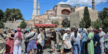 İstanbul'un yılın 9 ayında ağırladığı yabancı ziyaretçi sayısı 13 milyonu geçti