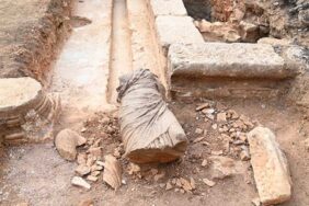 Mersin'deki-Anemurium-Antik-Kenti'nde-kadın-heykeli-bulundu