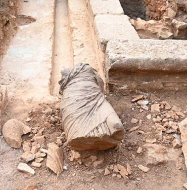 Mersin'deki Anemurium Antik Kenti'nde kadın heykeli bulundu 4 Mersin'deki-Anemurium-Antik-Kenti'nde-kadın-heykeli-bulundu
