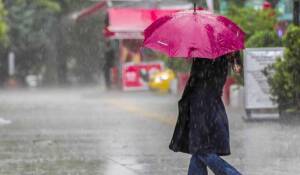 Meteoroloji'den kuvvetli yağış uyarısı... Sakarya, Düzce, Zonguldak, Bartın, Bolu, Karabük, Kastamonu, Sinop