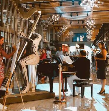 Nirvana Cosmopolitan Hotel, sanata ve sanatçılara verdiği değeri vurgulamaya devam ediyor 2 Nirvana-Cosmopolitan-Hotel