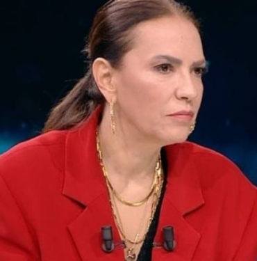 Yeşim Salkım'dan Hakan Uzan açıklaması: Keşke aldatsaydım 4 Yeşim Salkım