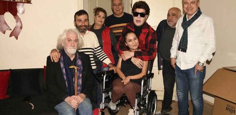 Yılmaz Morgül’den örnek ziyaret: Engelli çifti sevindirdi
