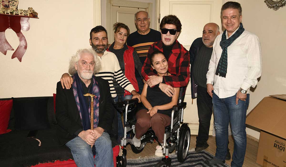 Yılmaz-Morgül’den-örnek-ziyaret--Engelli-çifti-sevindirdi