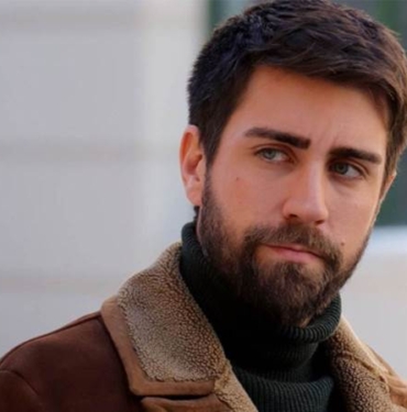 Çağlar Ertuğrul'dan evlilik açıklaması: 'Bir zorluk olursa evlenirim' 10 kapak_143936