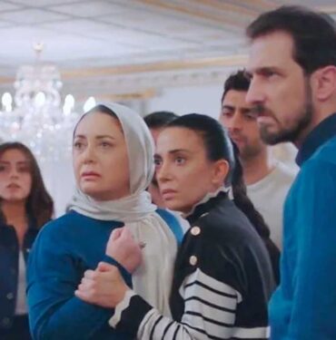 Kızılcık Şerbeti'nin Alev'i Müjde Uzman ateş püskürdü: 'Resmen ahlaksızsınız!' 2 Kızılcık-Şerbeti'nin-Alev'i-Müjde-Uzman-ateş-püskürdü