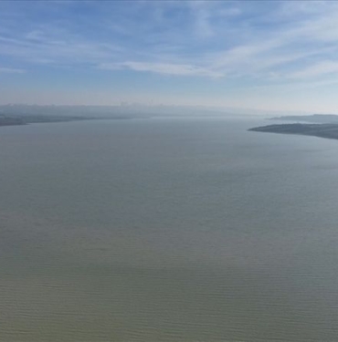 Kurumaya yüz tutan Büyükçekmece Gölü suyla dolmaya başladı 3 Kurumaya yüz tutan Büyükçekmece Gölü suyla dolmaya başladı