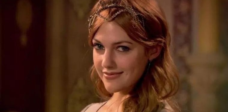 _Meryem Uzerli