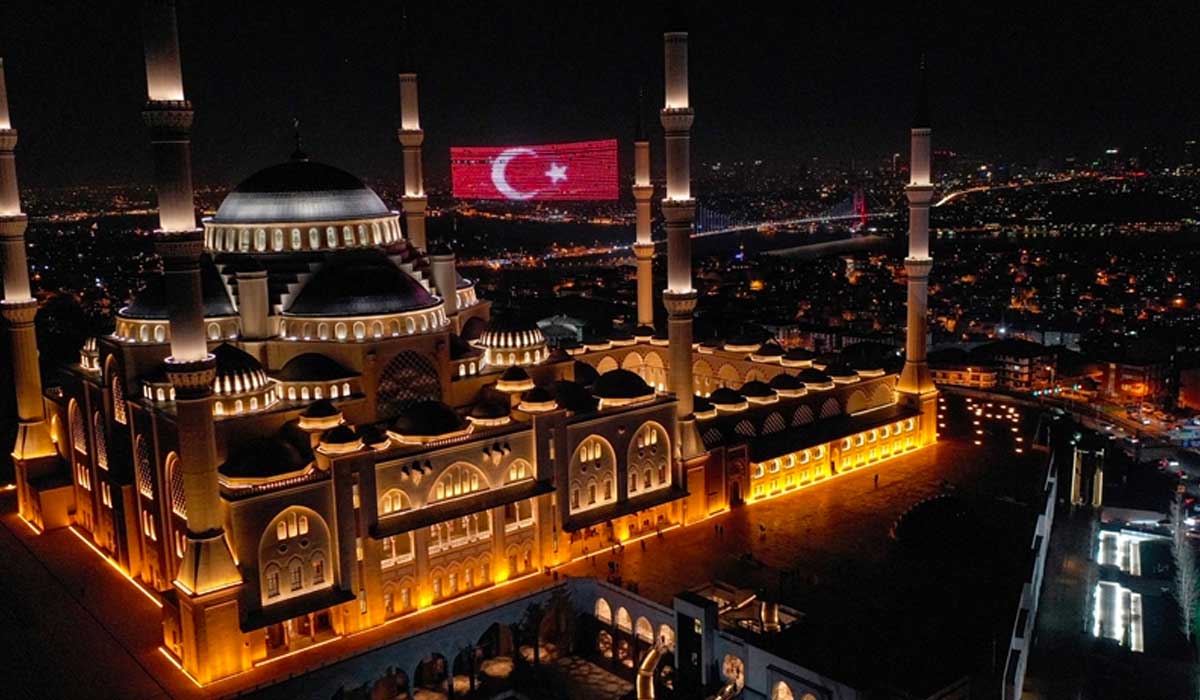 Şehitler-için-sabah-namazında-tüm-camilerde-dua-edilecek