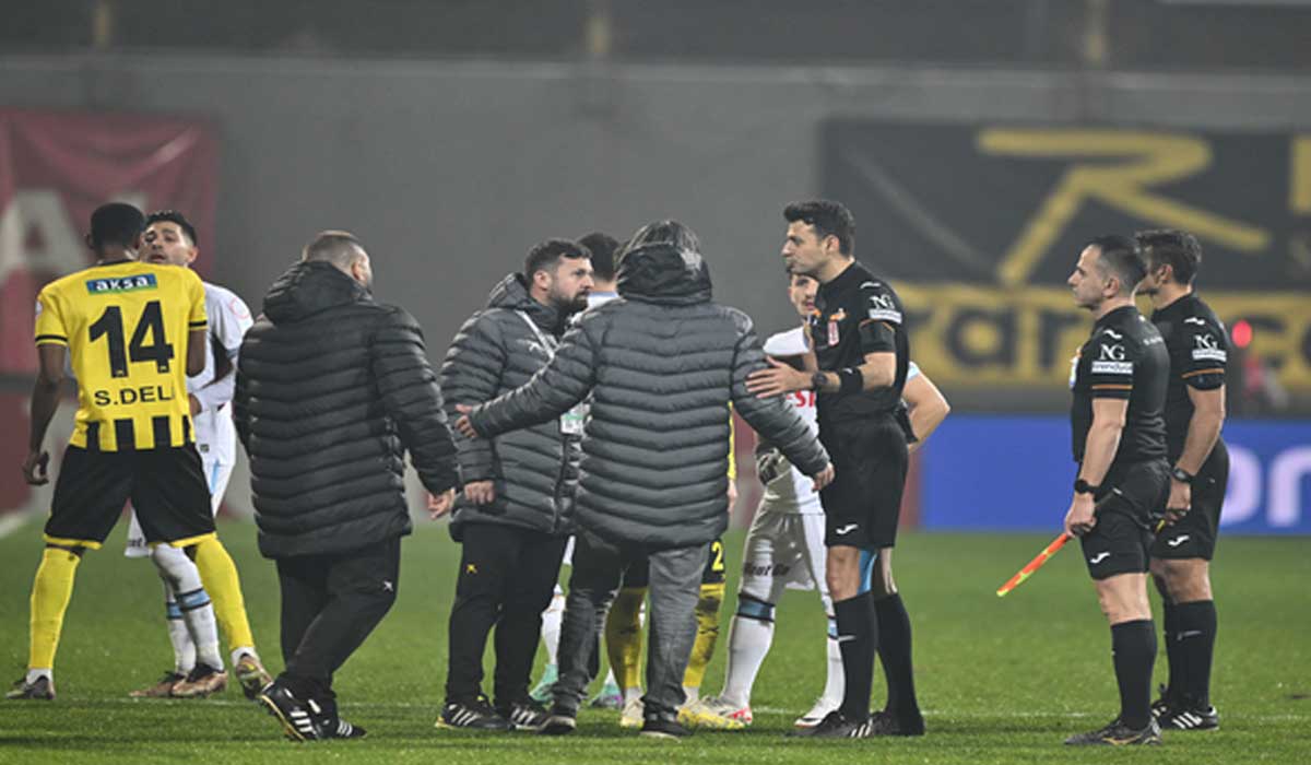 Süper Lig'de yaşananların ardından Şahan Gökbakar ağzını fena bozdu: "Bu ne böyle... Dingo'nun ahırına döndü"