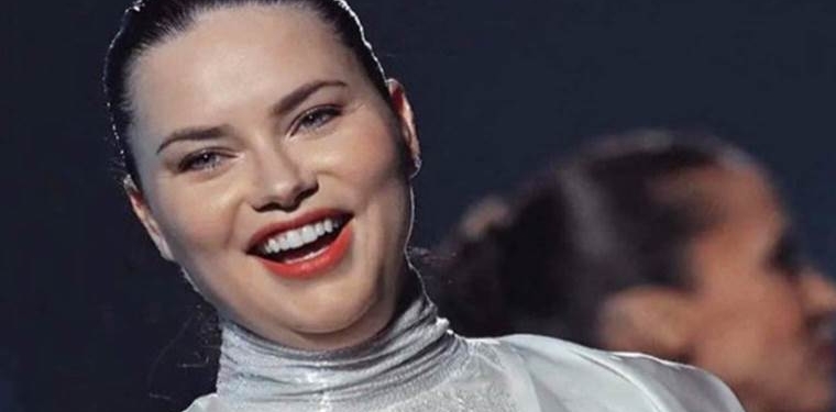 Adriana Lima, yüzündeki değişim hakkında konuştu: ‘Kimse için kendimi değiştirmeyeceğim’