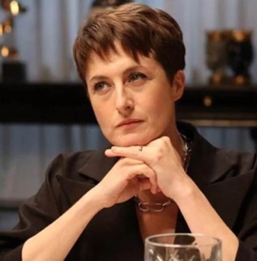 Canan Ergüder'den yeni dizi 8 kapak_165346